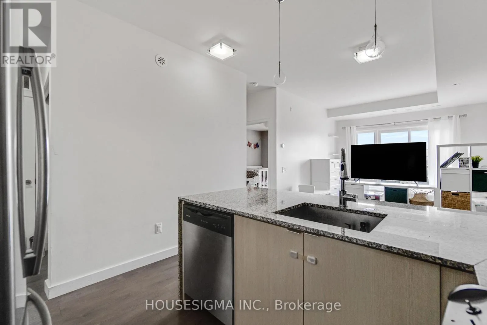 401 - 5005 HARVARD ROAD