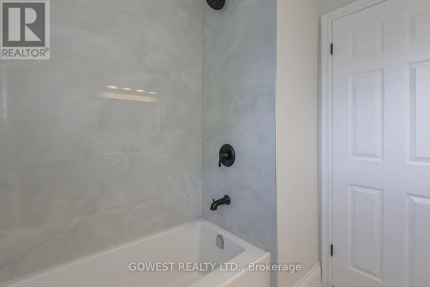 342 BRYANT CRESCENT