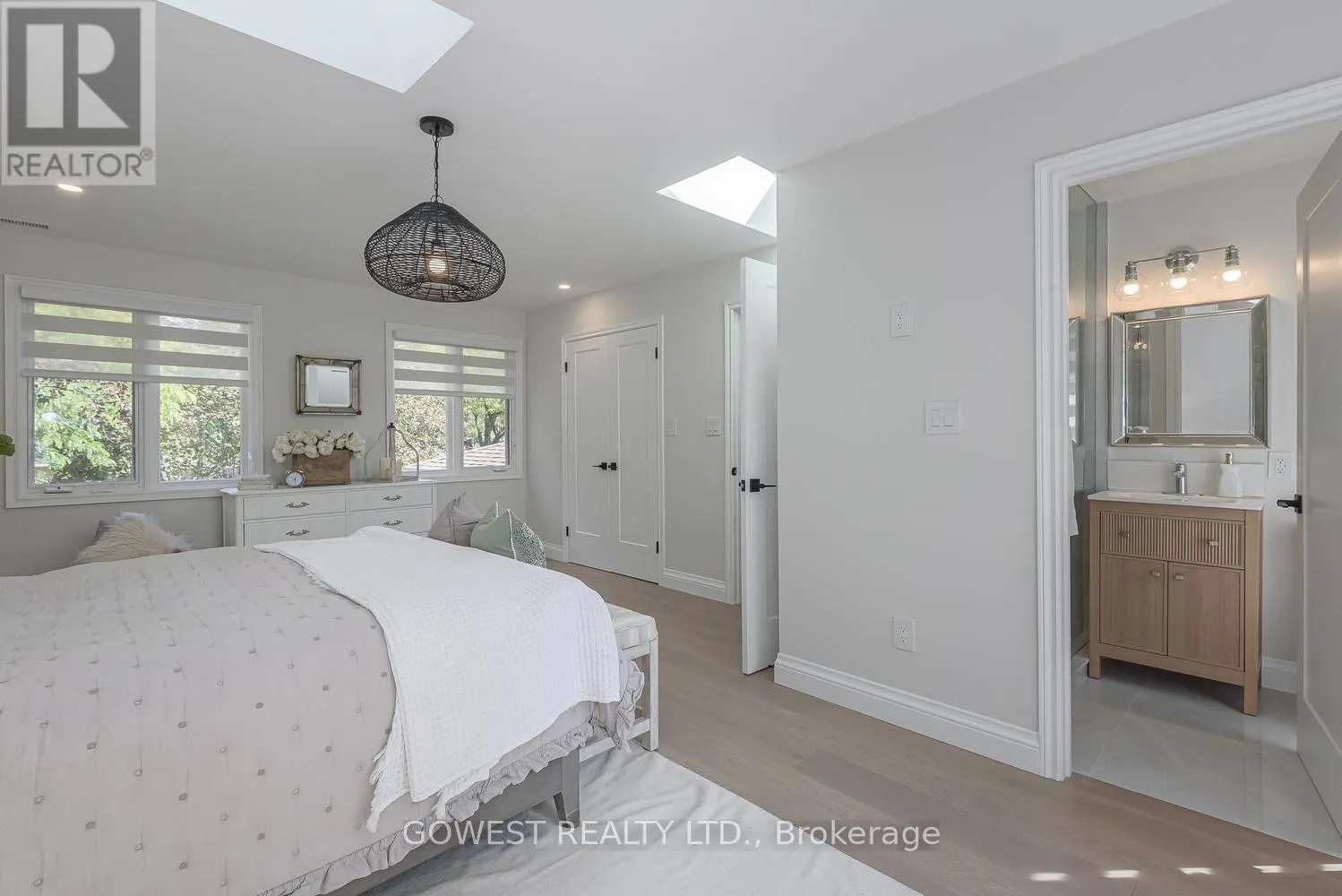 342 BRYANT CRESCENT