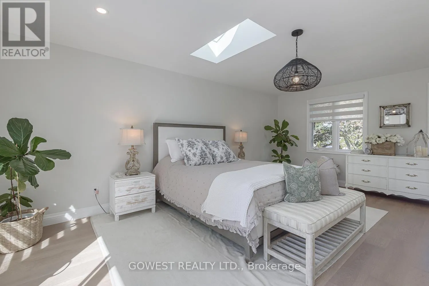 342 BRYANT CRESCENT