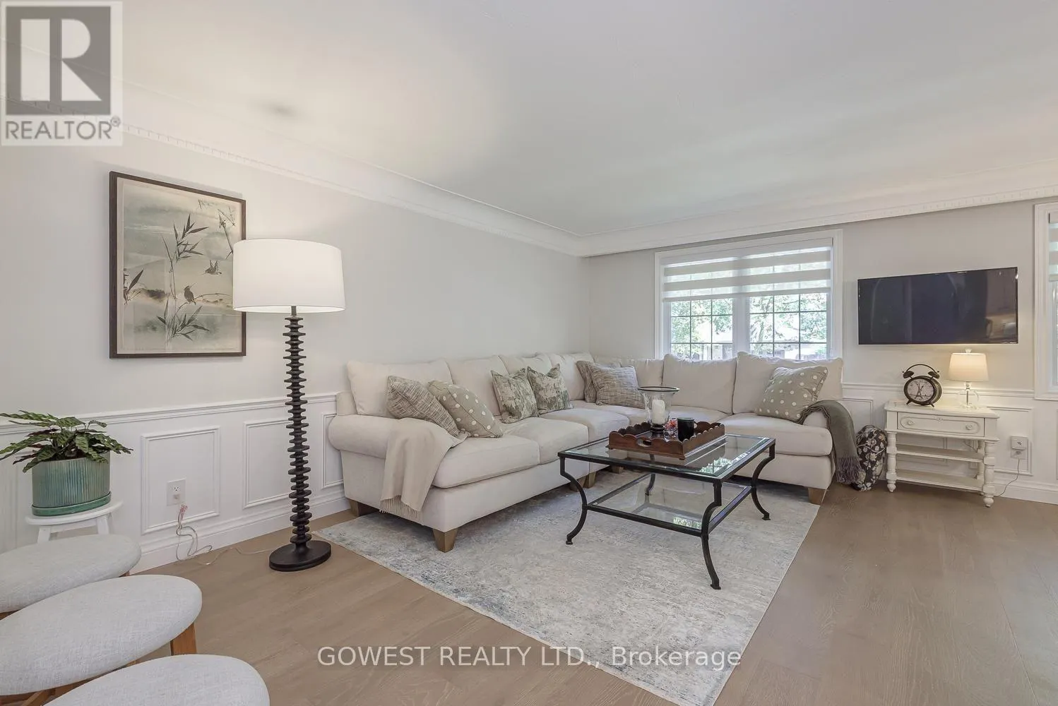 342 BRYANT CRESCENT