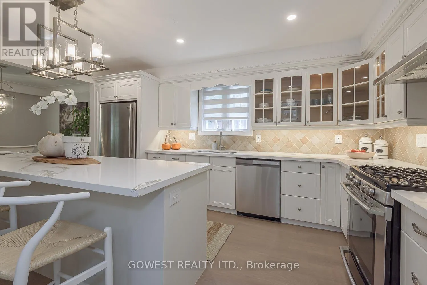 342 BRYANT CRESCENT