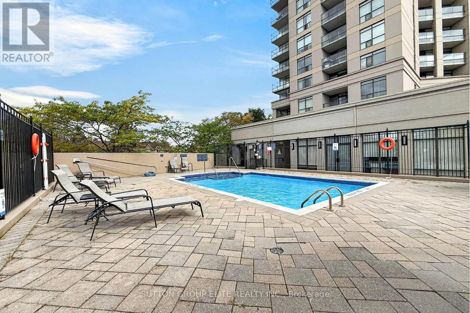 1107 - 220 FORUM DRIVE