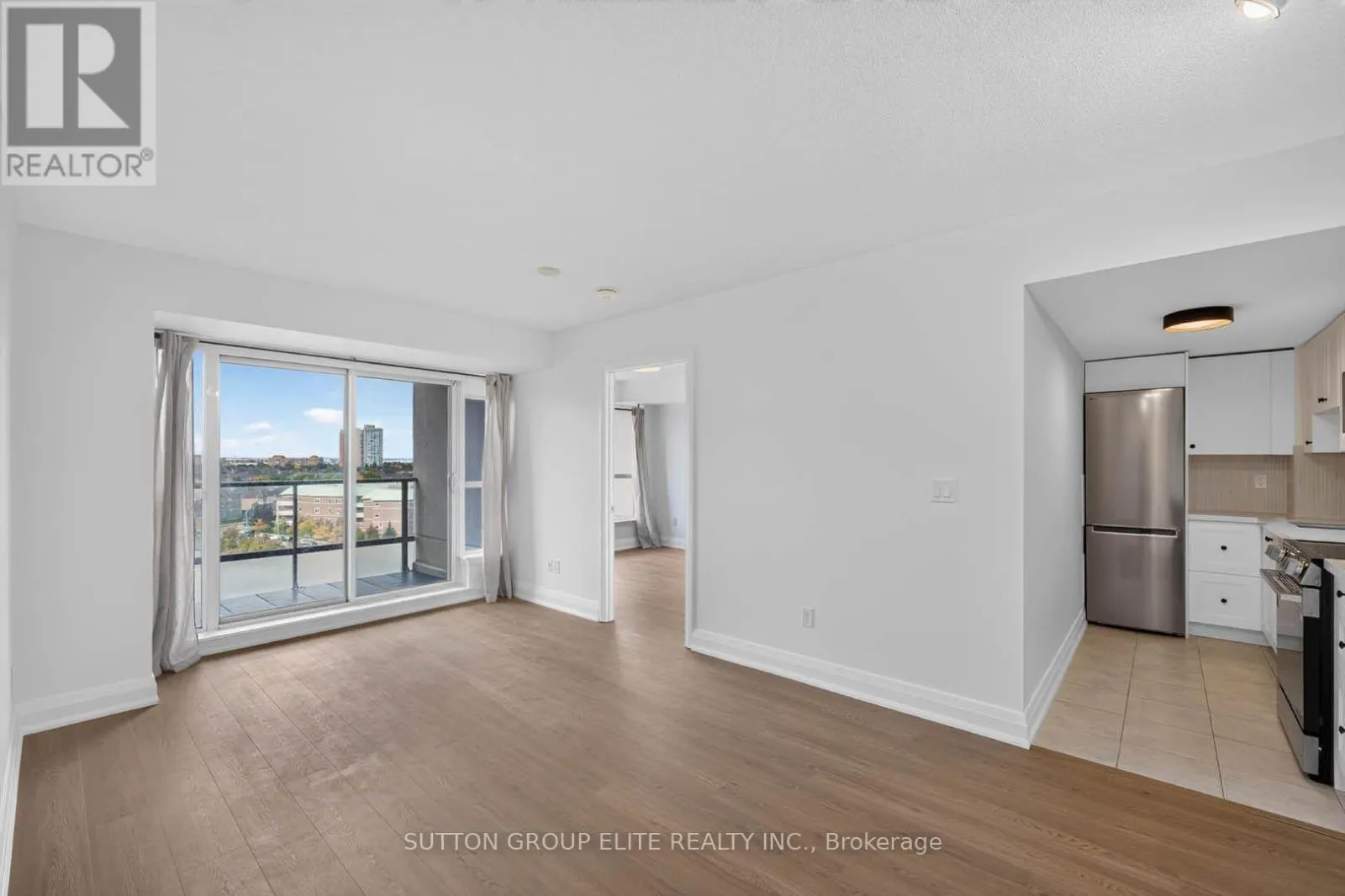 1107 - 220 FORUM DRIVE