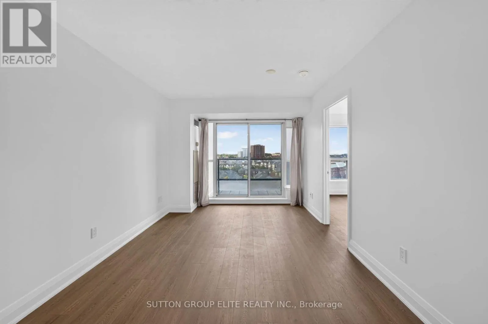 1107 - 220 FORUM DRIVE