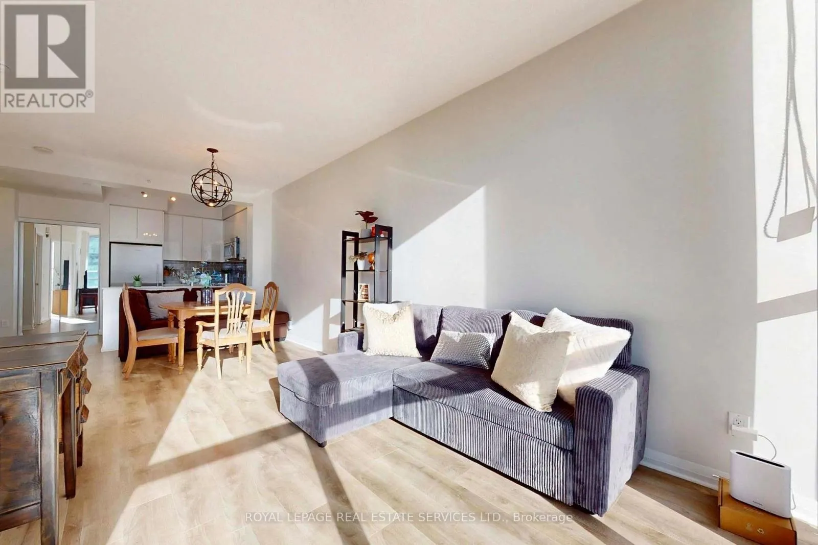 1701 - 55 EGLINTON AVENUE W