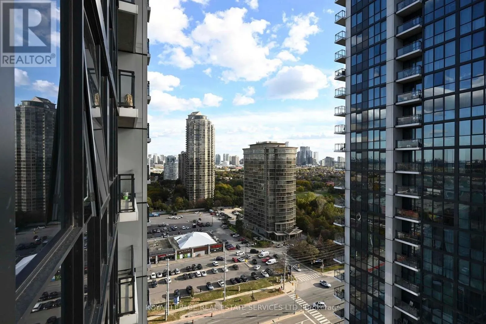 1701 - 55 EGLINTON AVENUE W