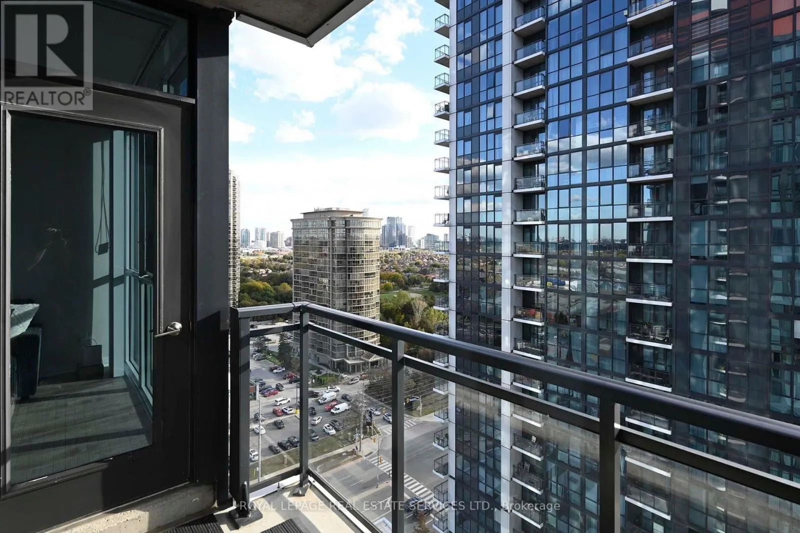 1701 - 55 EGLINTON AVENUE W