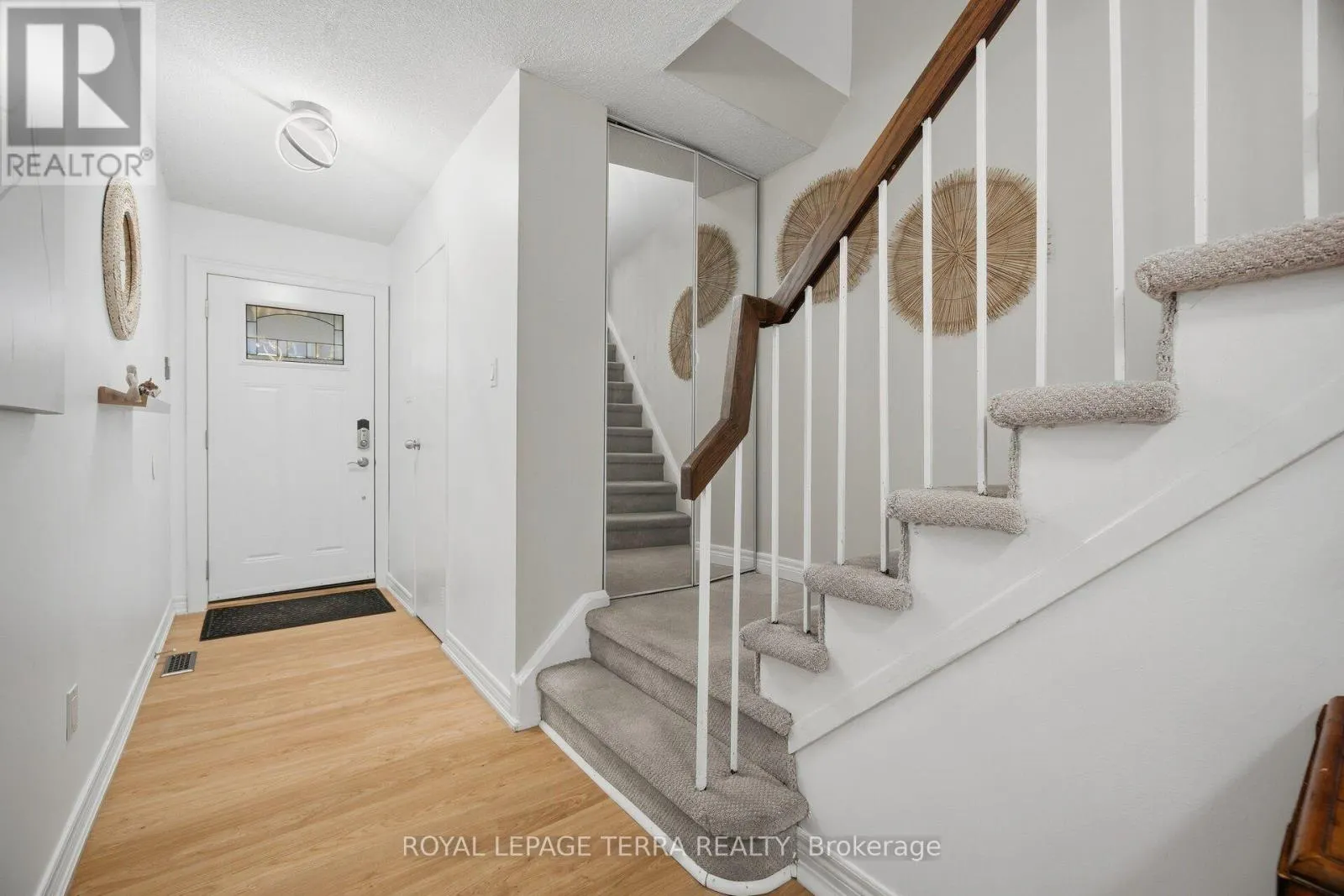 138 - 1951 RATHBURN ROAD E