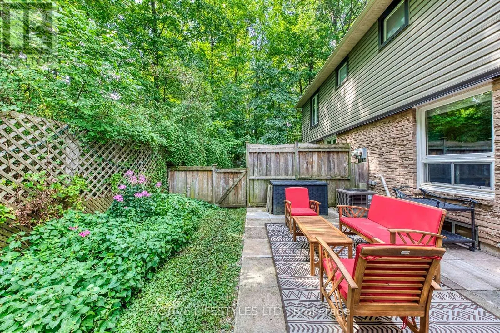 23 - 2766 FOLKWAY DRIVE