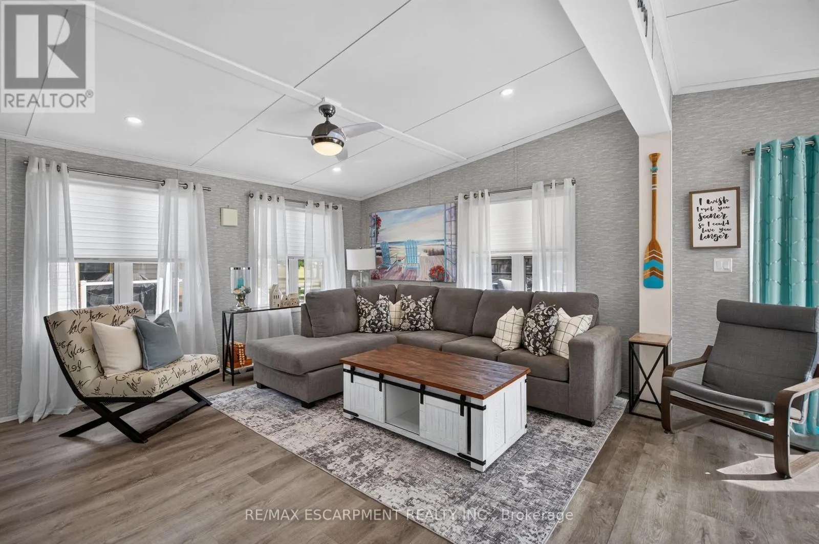 5 OAK STREET - 4449 MILBUROUGH LINE