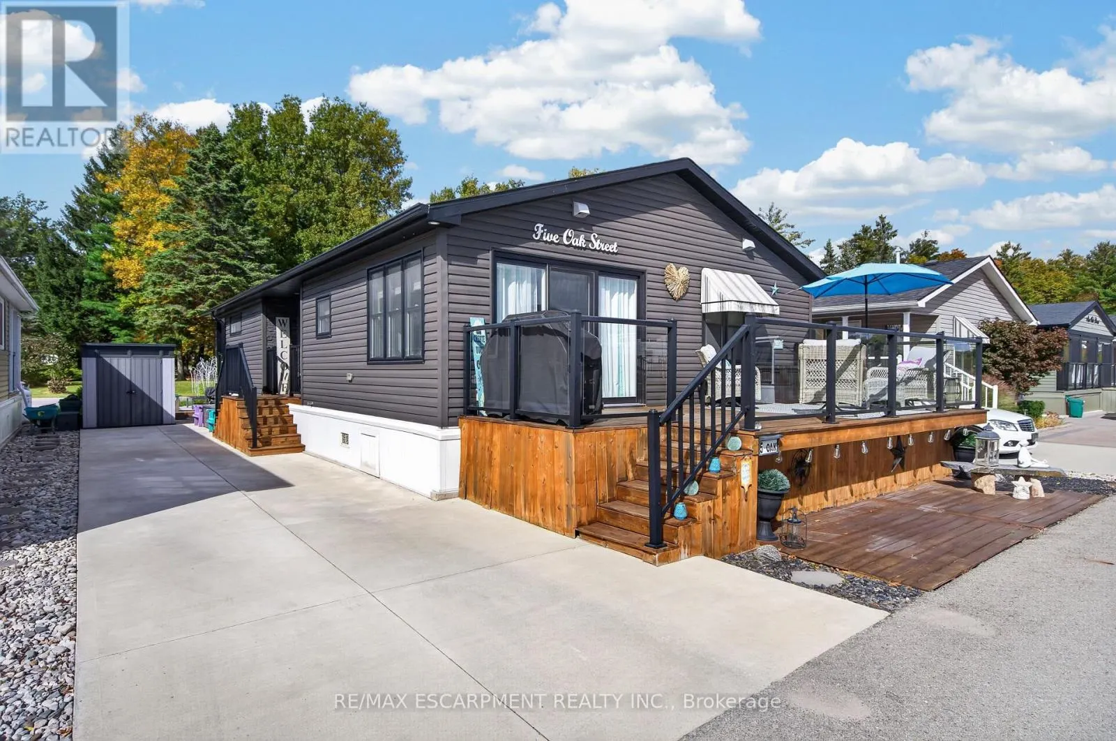 5 OAK STREET - 4449 MILBUROUGH LINE
