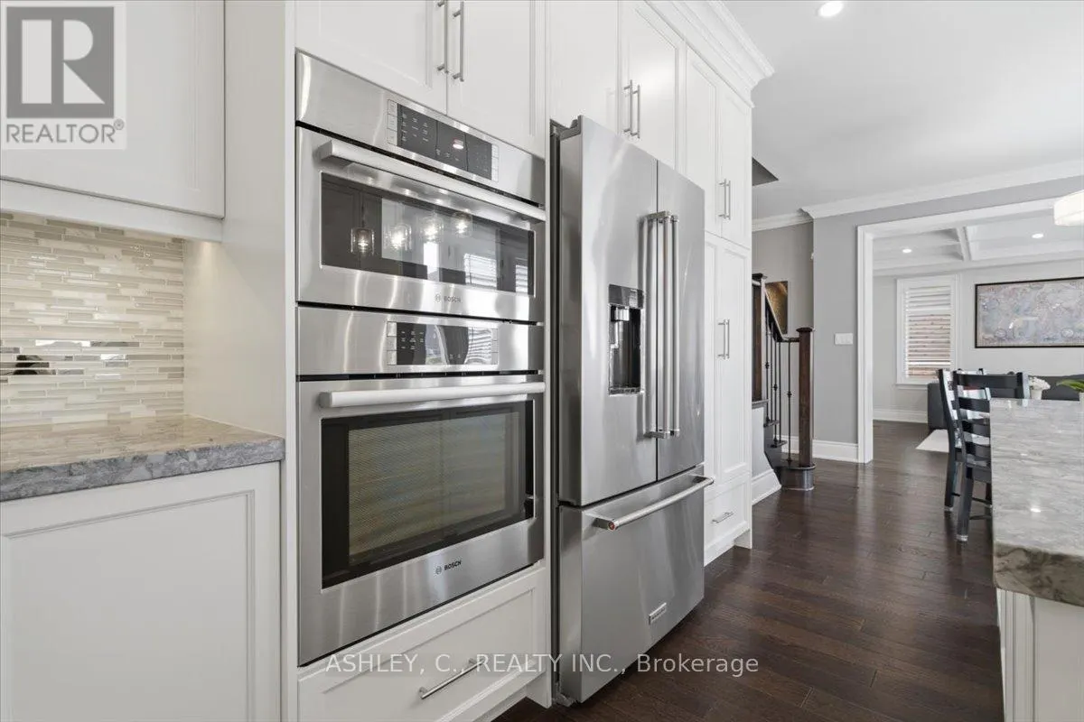 2177 VINELAND CRESCENT