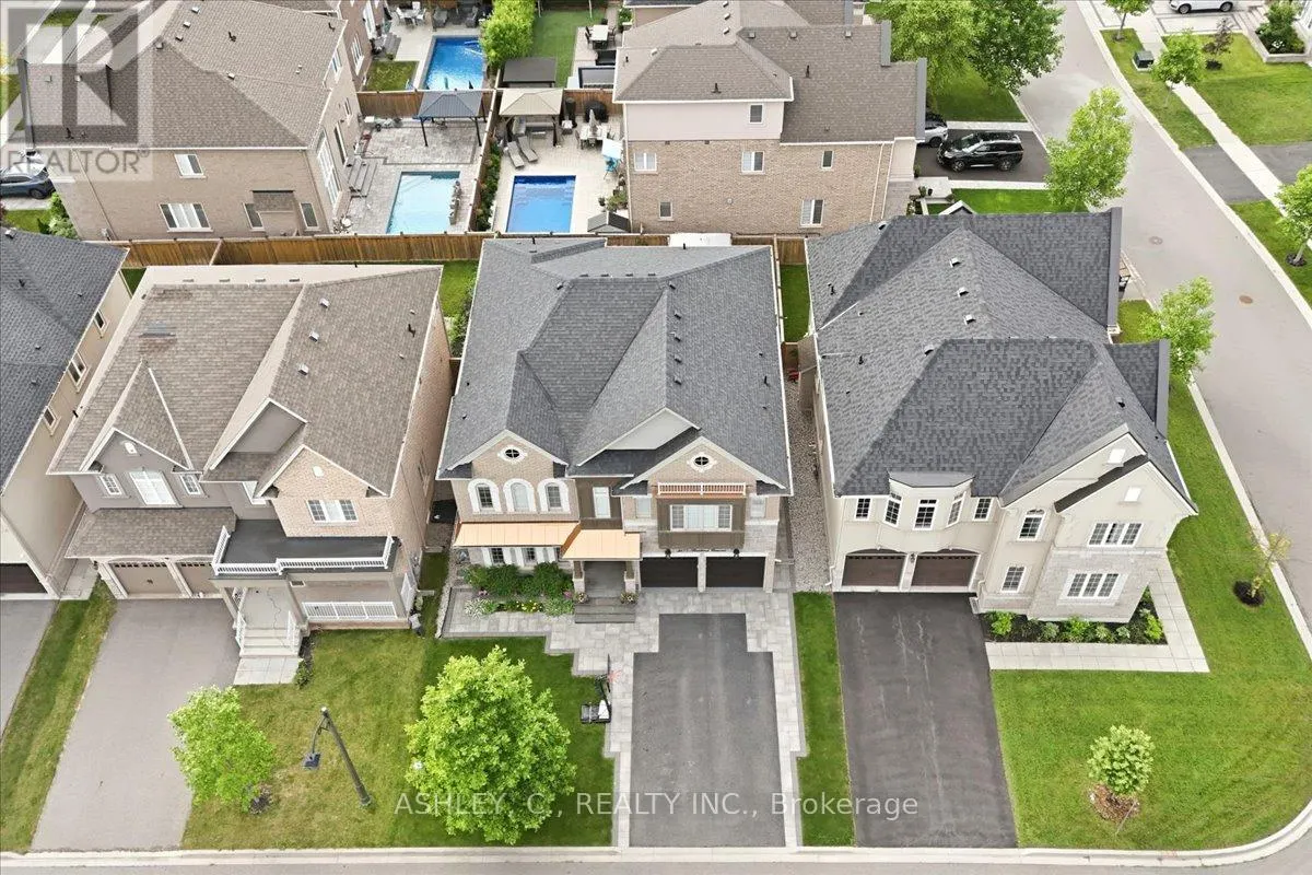 2177 VINELAND CRESCENT