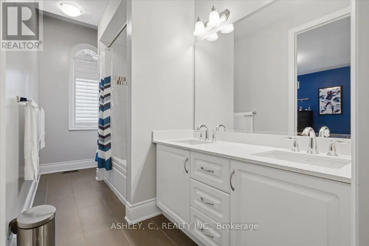 2177 VINELAND CRESCENT