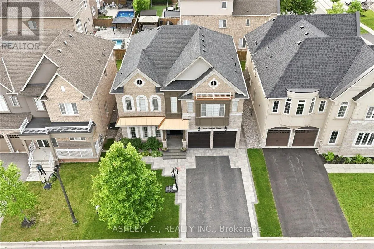2177 VINELAND CRESCENT