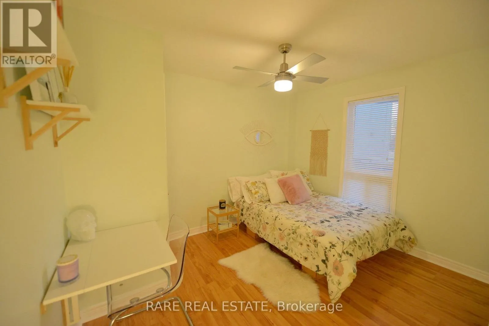 112 - 2001 BONNYMEDE DRIVE