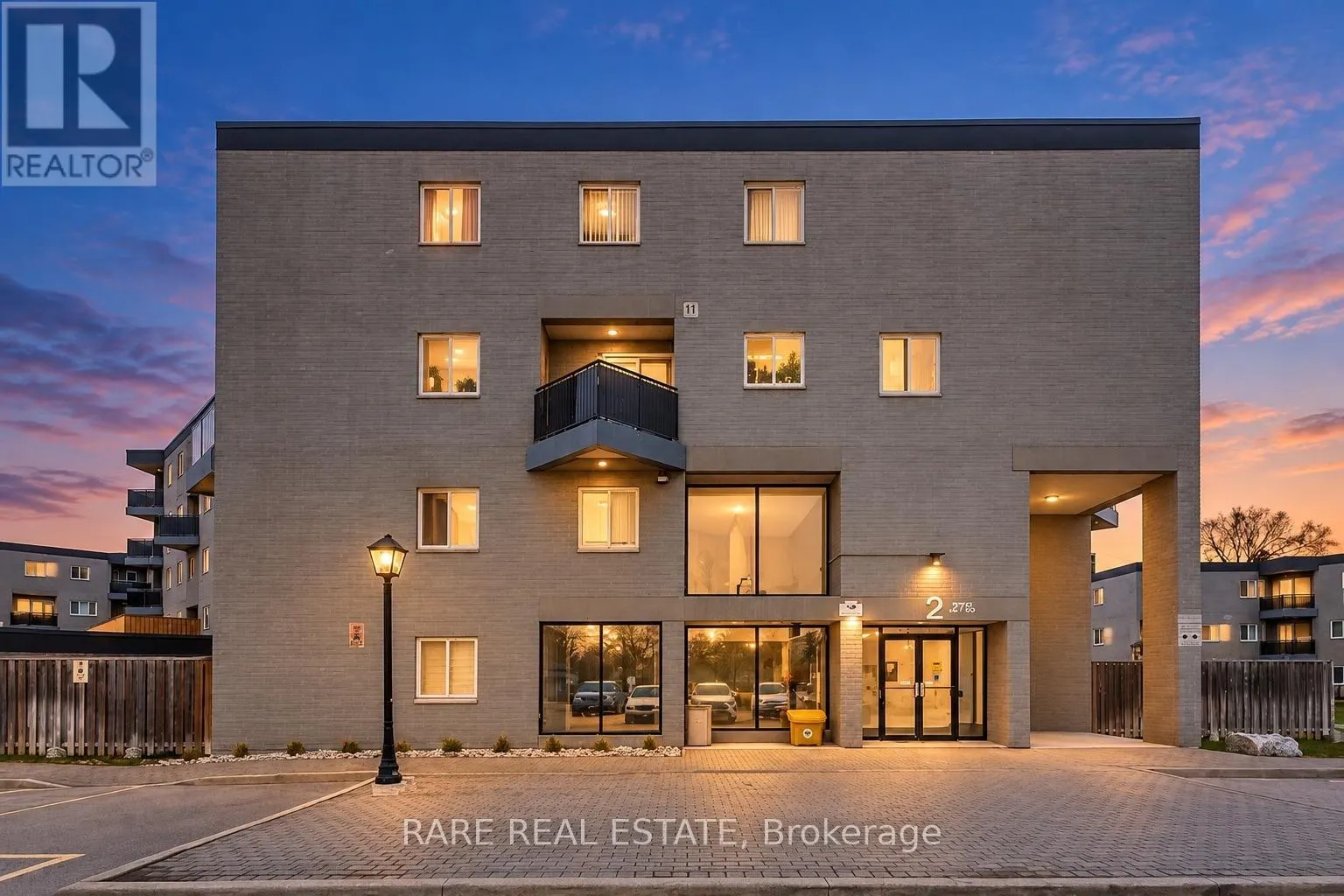 112 - 2001 BONNYMEDE DRIVE