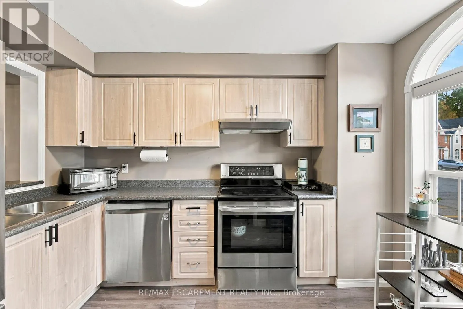 3 - 4200 KILMER DRIVE