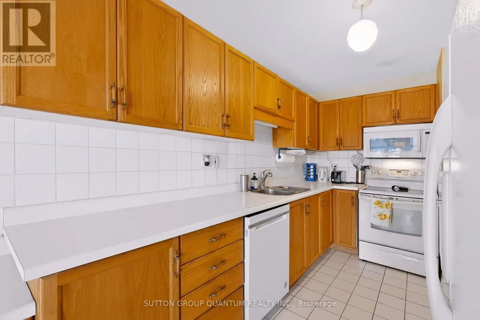71 - 2205 SOUTH MILLWAY