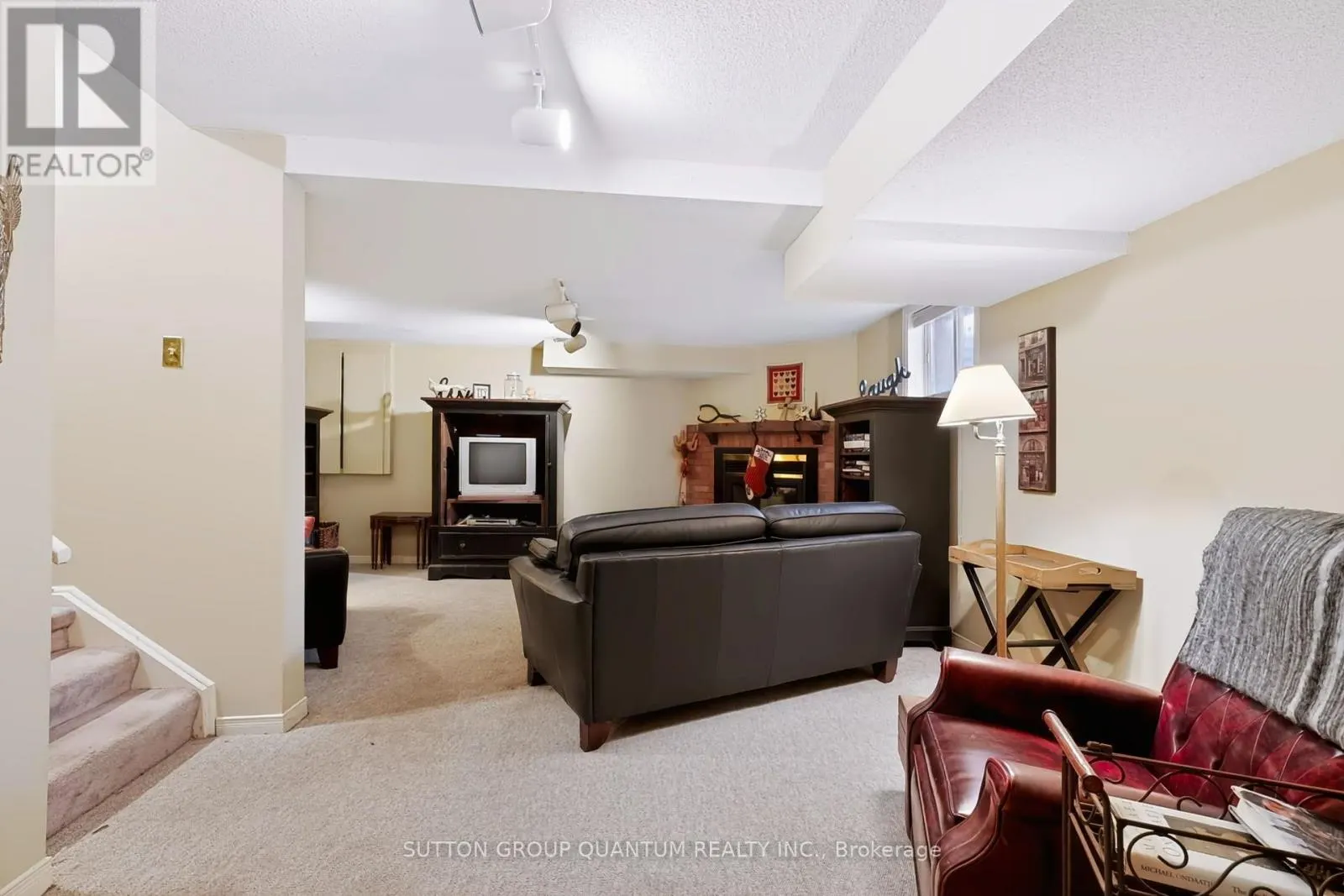 71 - 2205 SOUTH MILLWAY