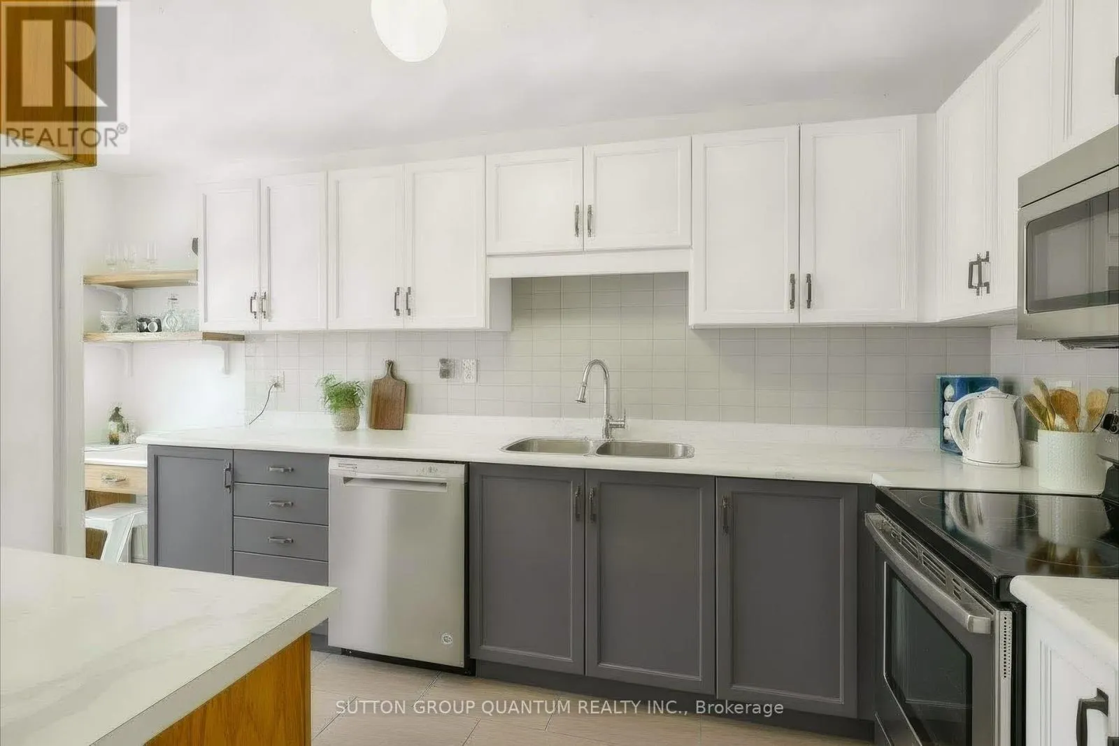 71 - 2205 SOUTH MILLWAY