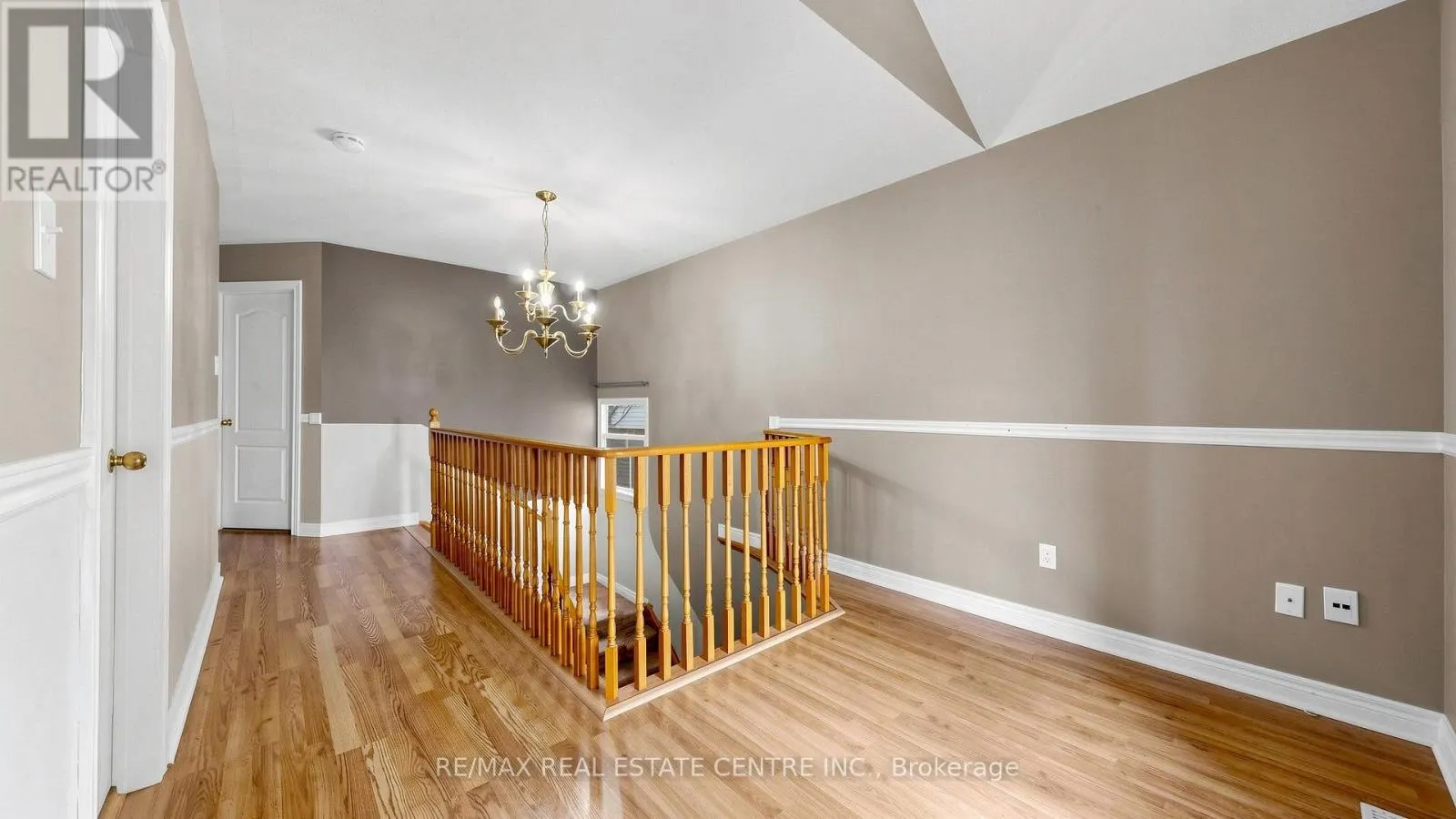 169 COOKE CRESCENT
