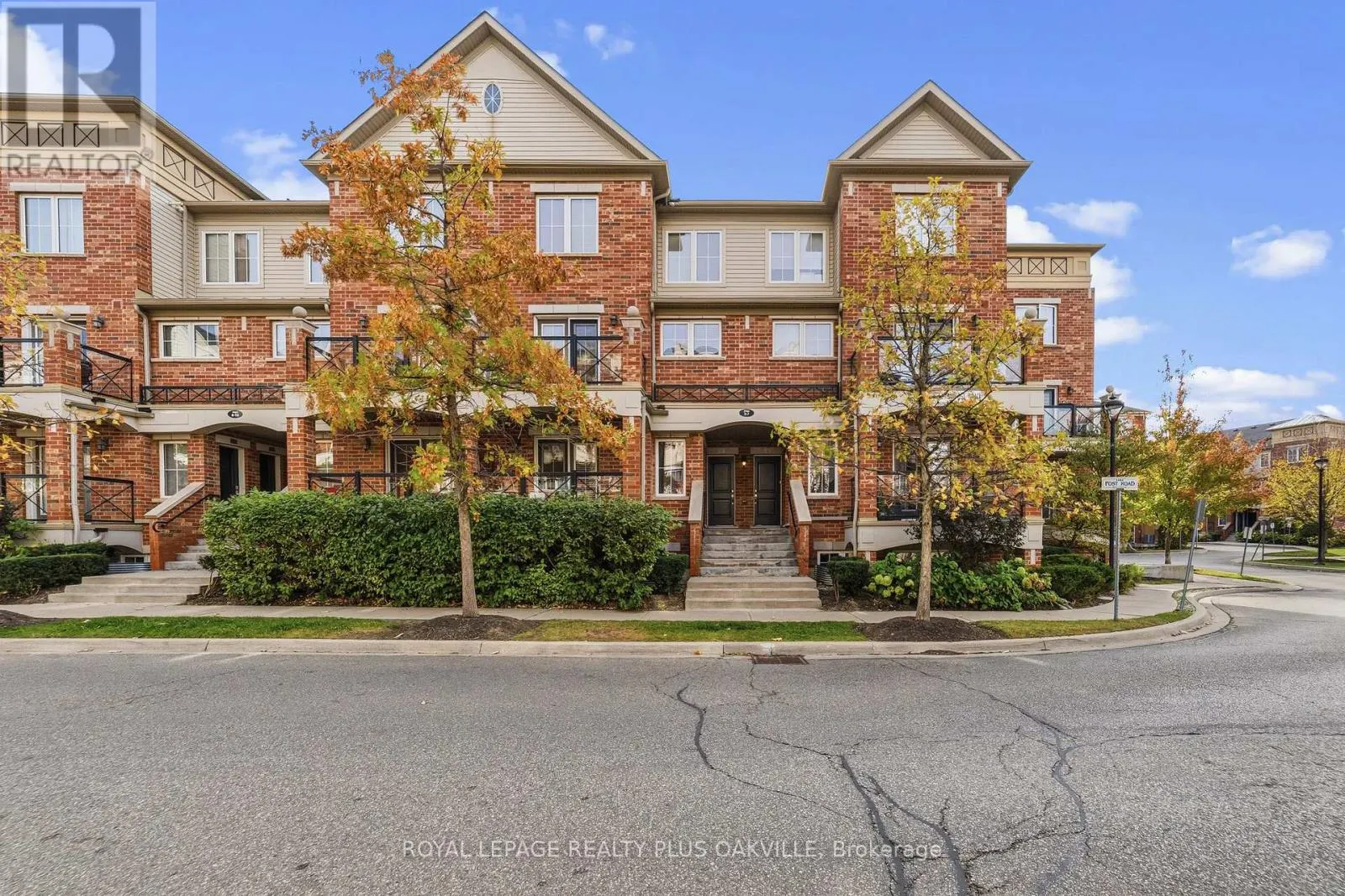 6 - 2464 POST ROAD