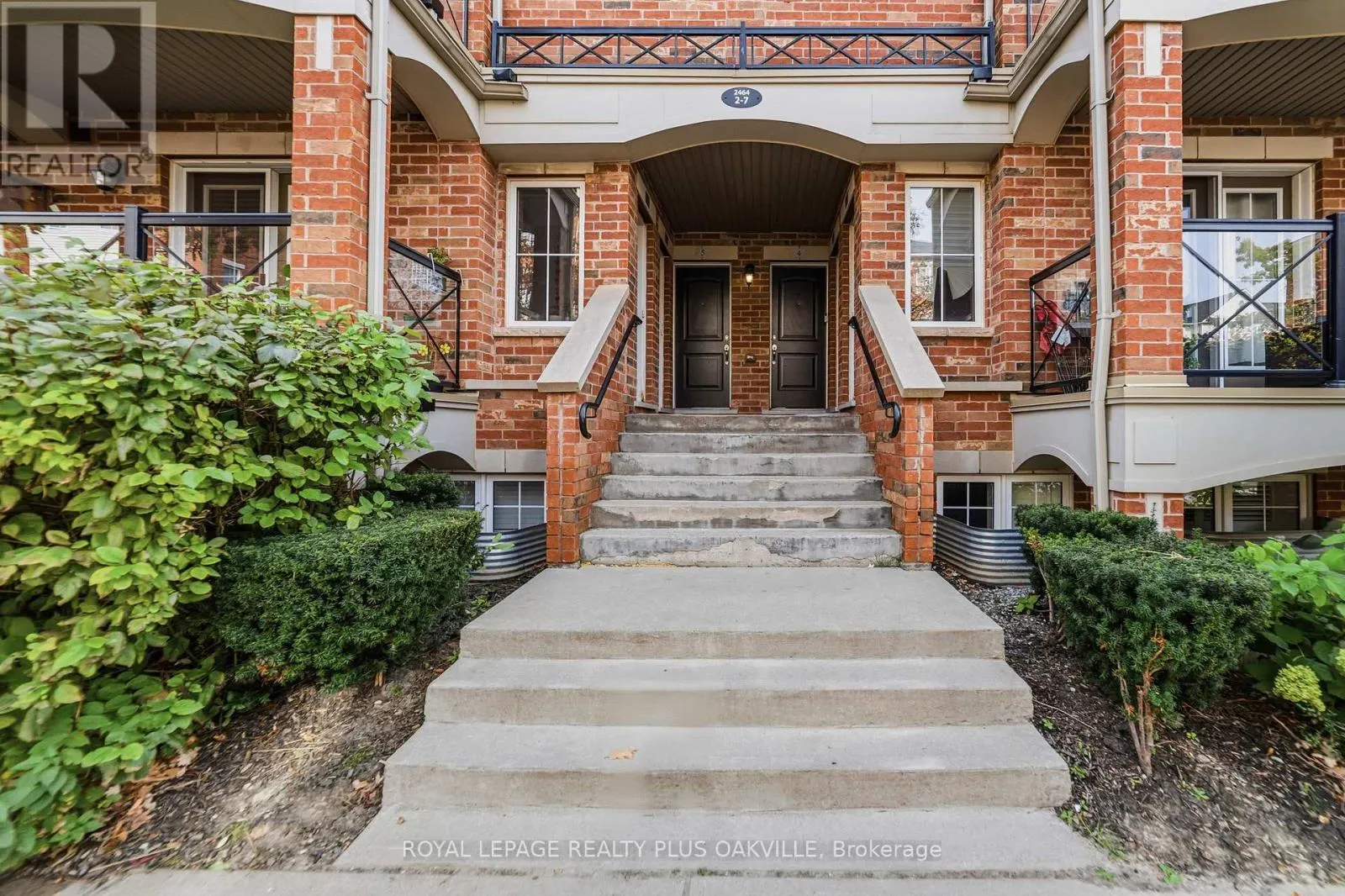 6 - 2464 POST ROAD