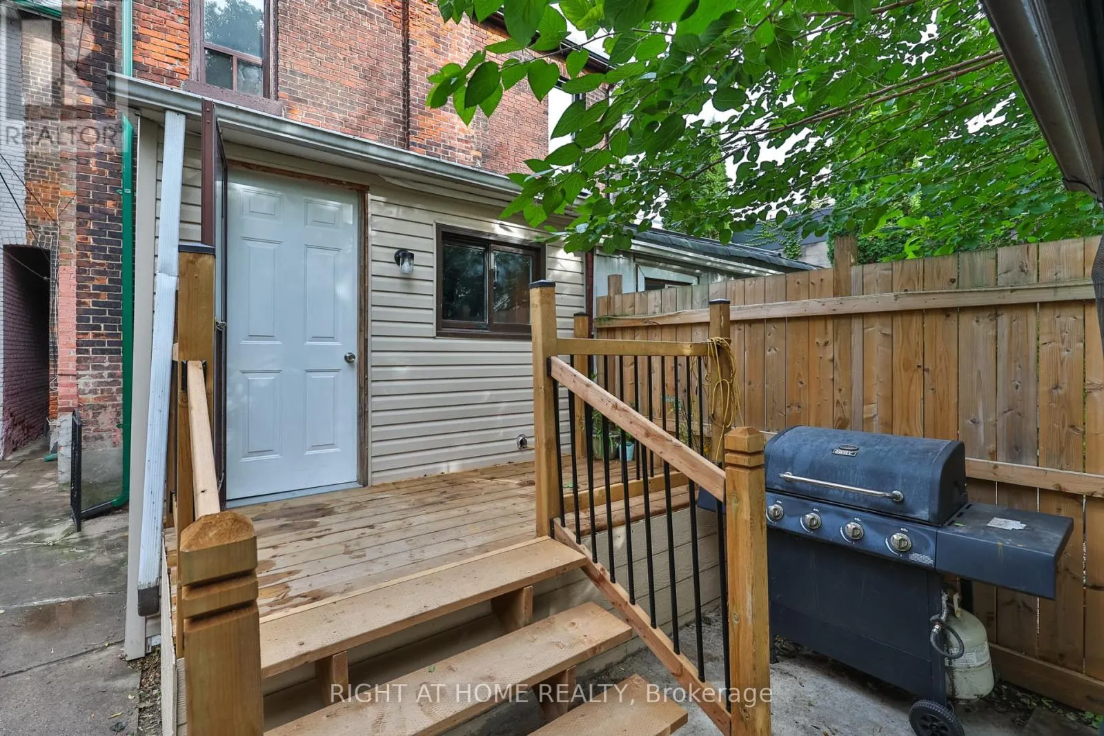 138 OSLER STREET