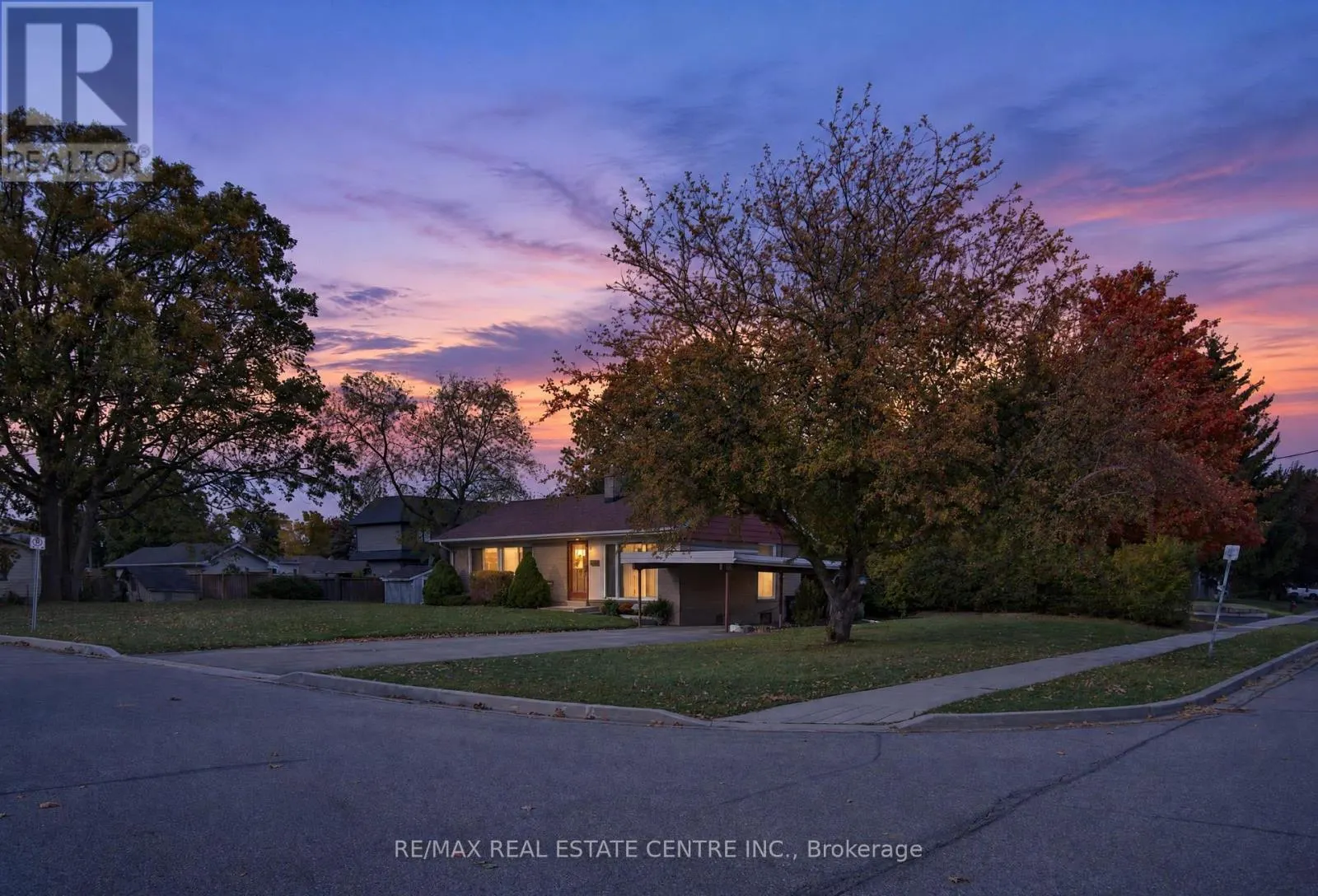 226 ELMWOOD CRESCENT