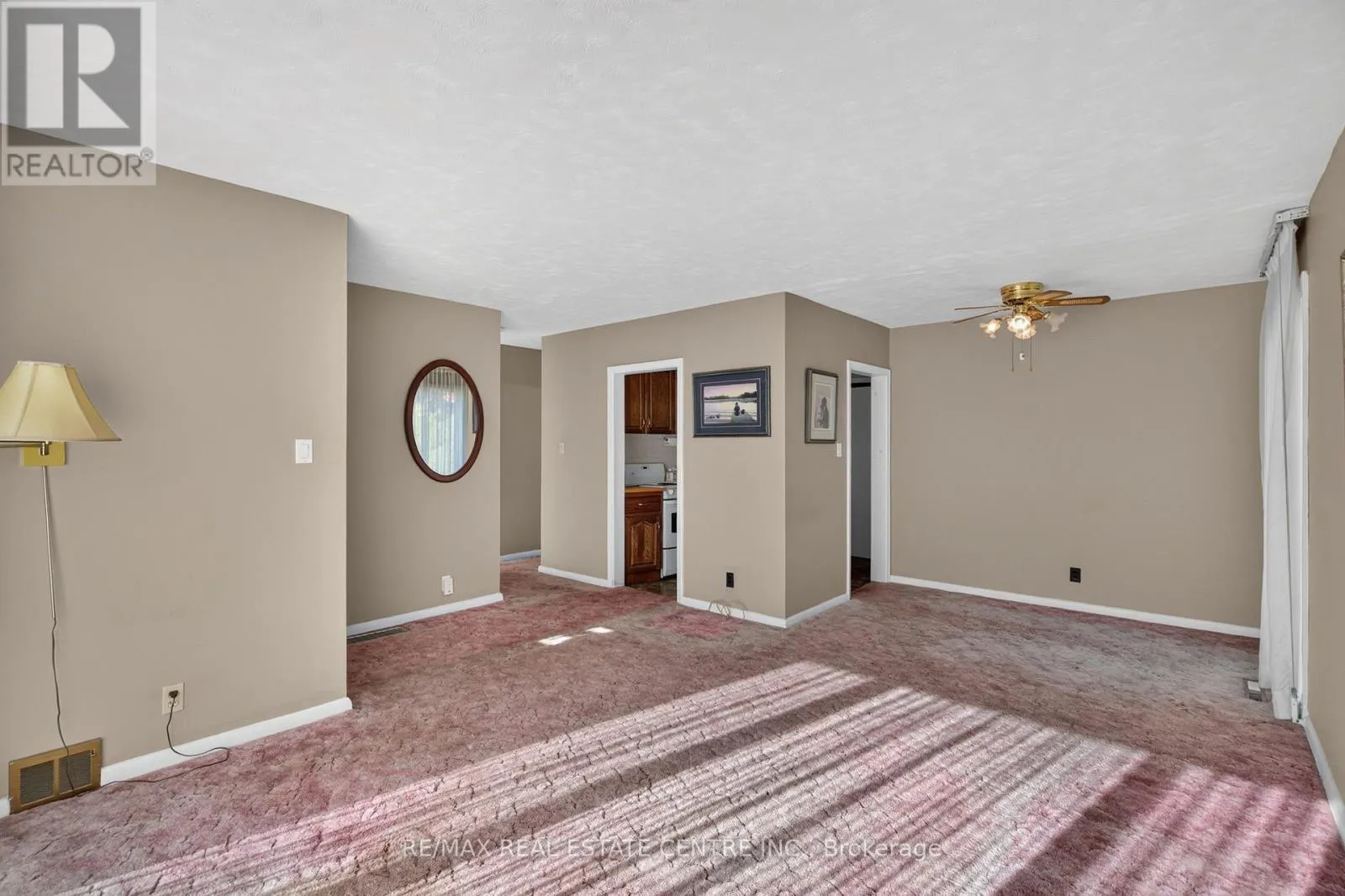 226 ELMWOOD CRESCENT