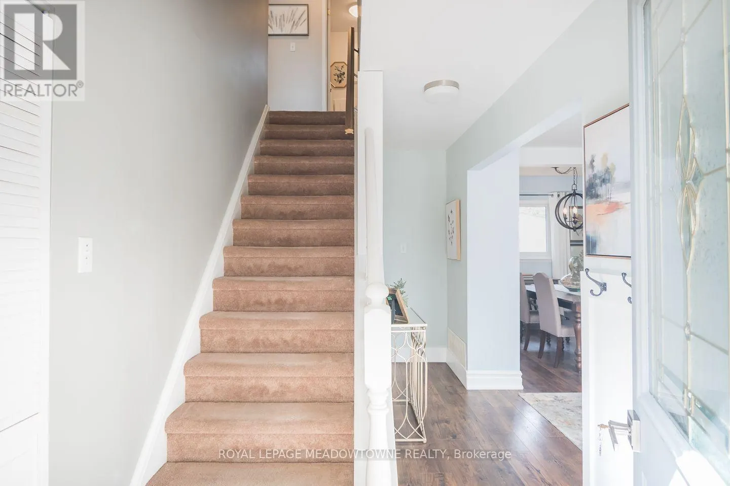 855 GOVERNORS COURT