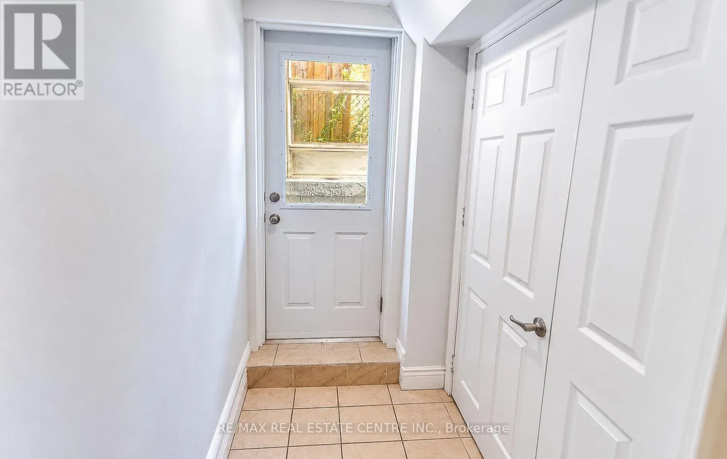 302 SOUTHVIEW ROAD