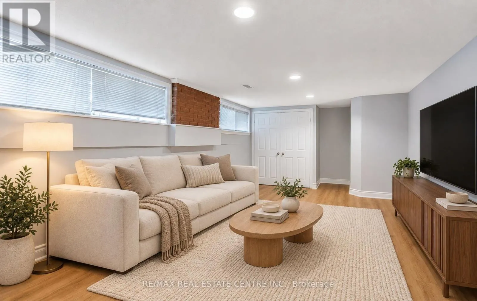 302 SOUTHVIEW ROAD