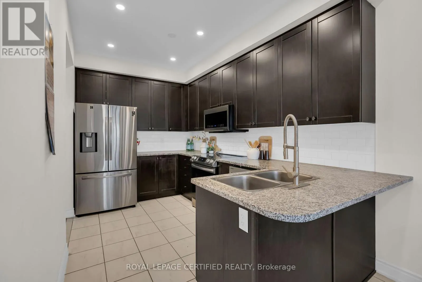 630 MOCKRIDGE TERRACE