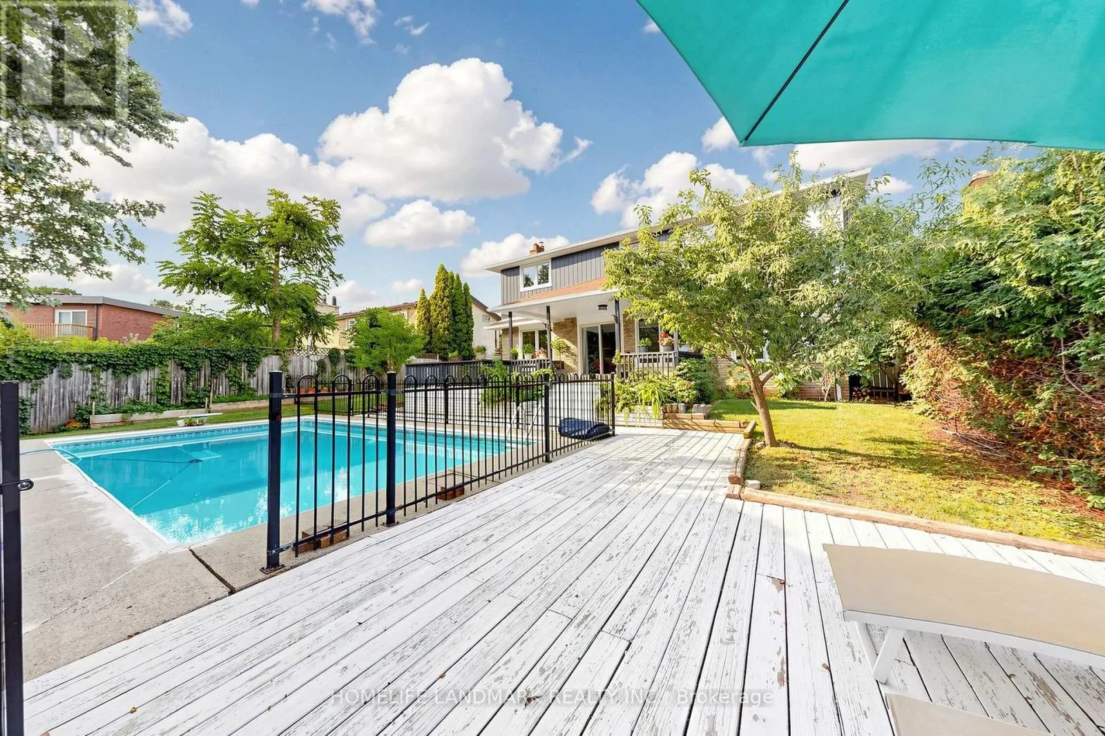 224 VALLEYVIEW COURT