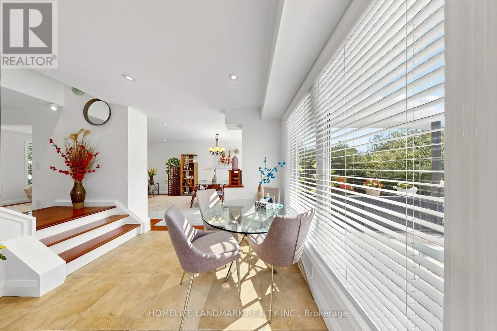 224 VALLEYVIEW COURT