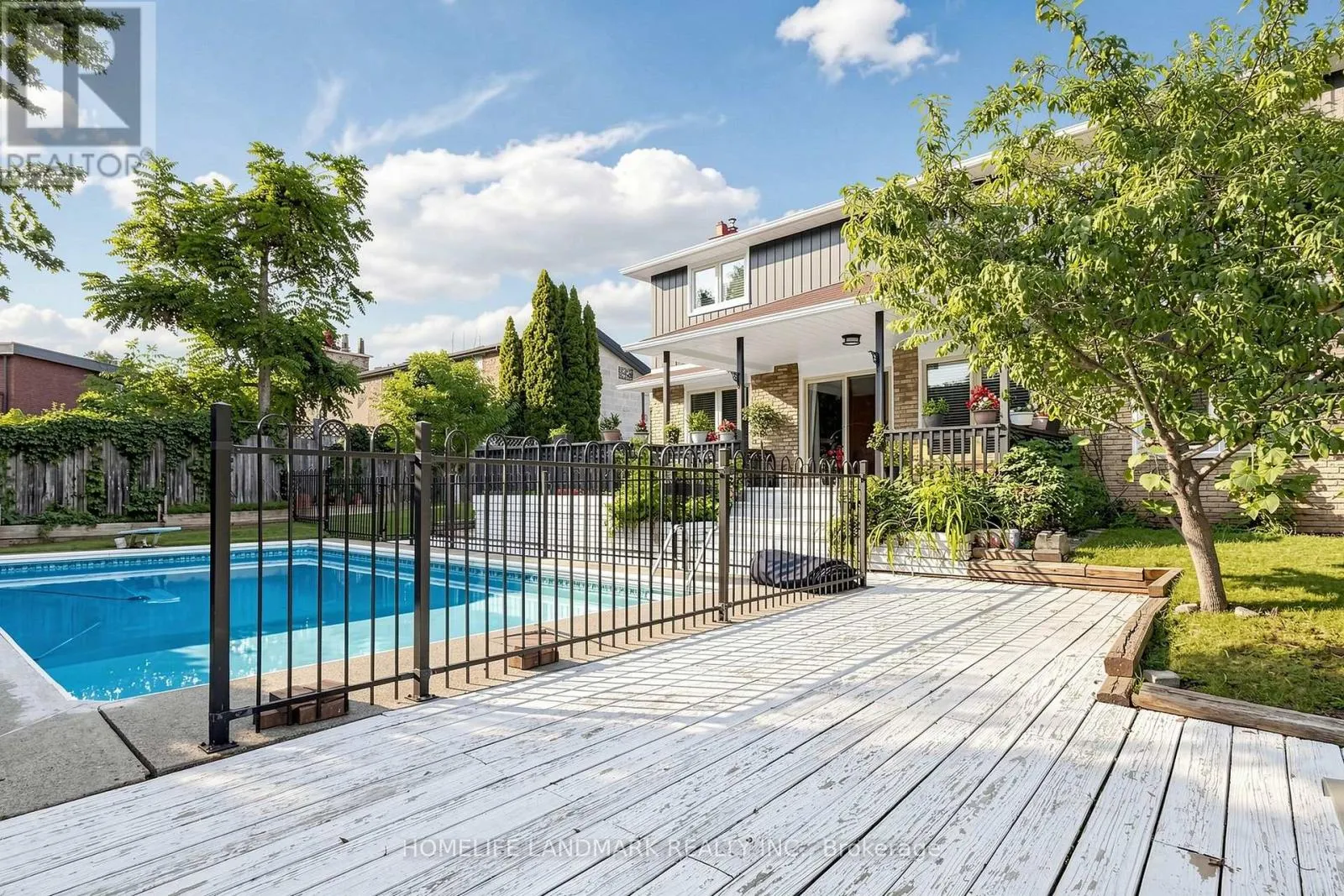 224 VALLEYVIEW COURT