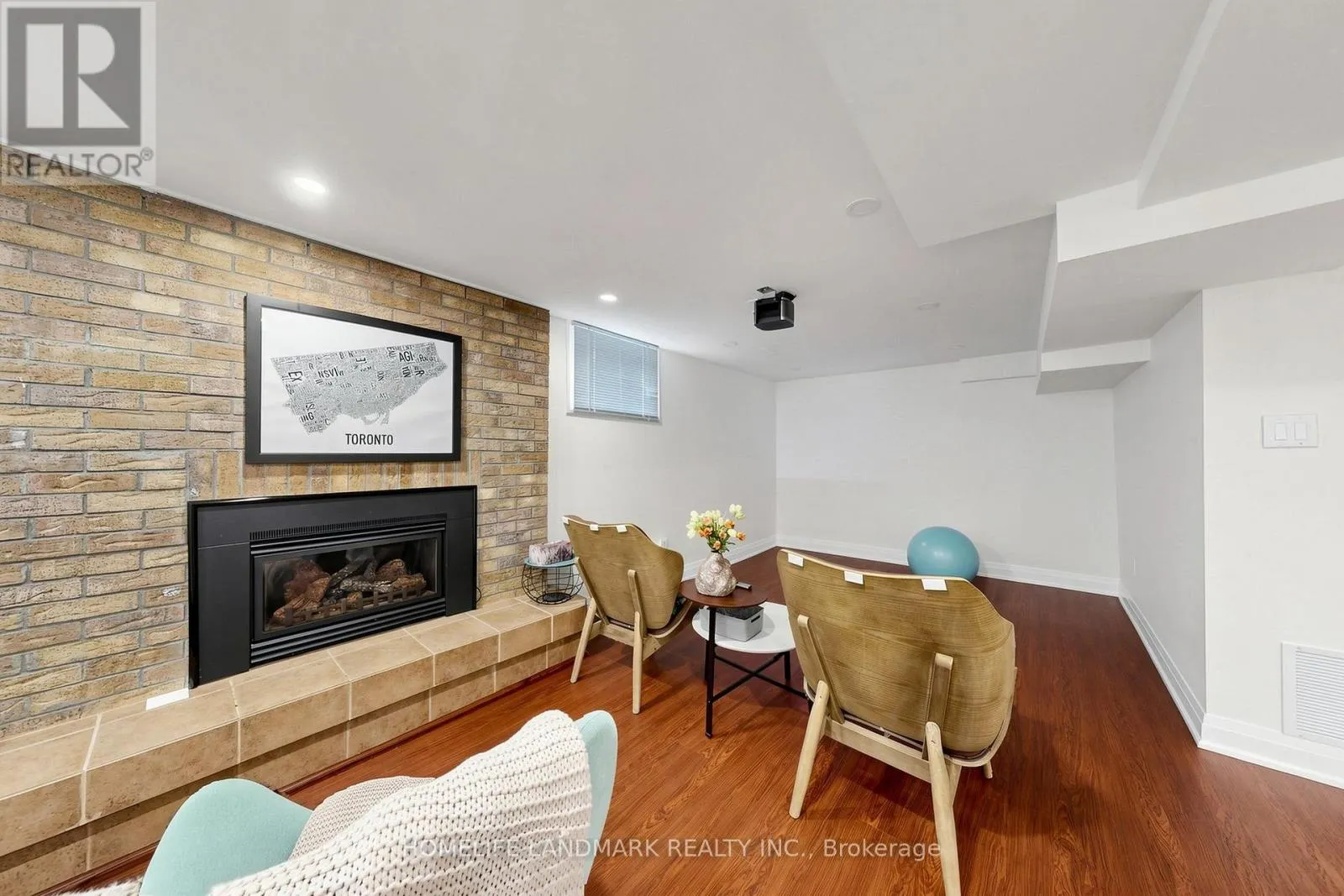 224 VALLEYVIEW COURT