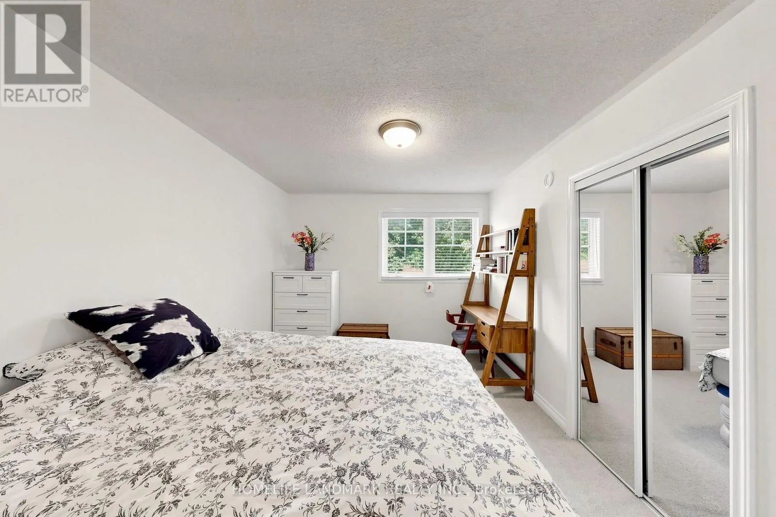 224 VALLEYVIEW COURT