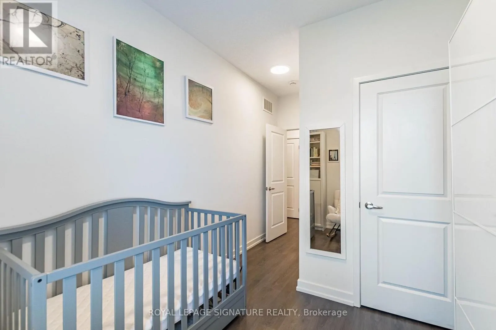 3121 MINTWOOD CIRCLE