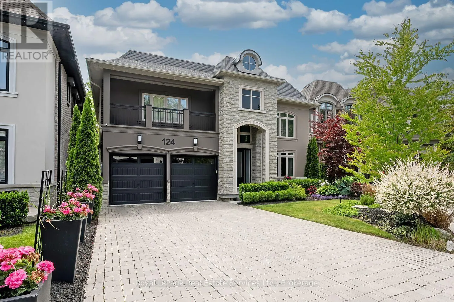 124 PALISER COURT