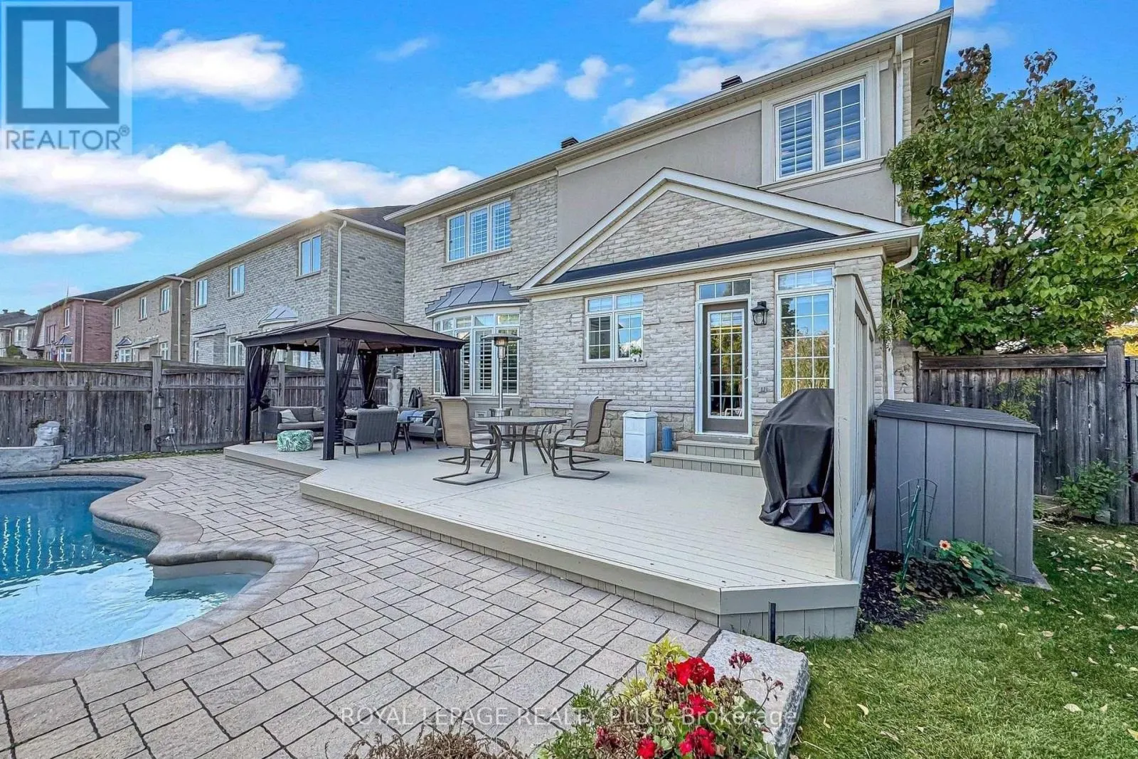 2182 HEATHCLIFF COURT