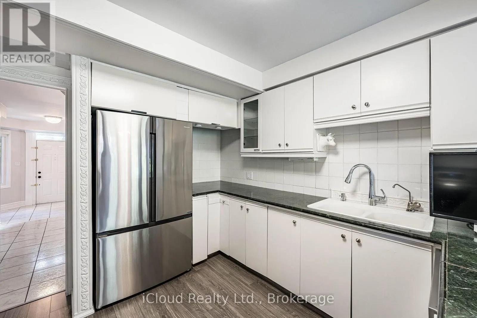 2017 GRENVILLE DRIVE