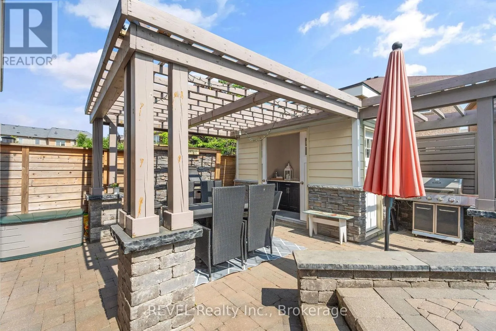 401 SCHREYER CRESCENT
