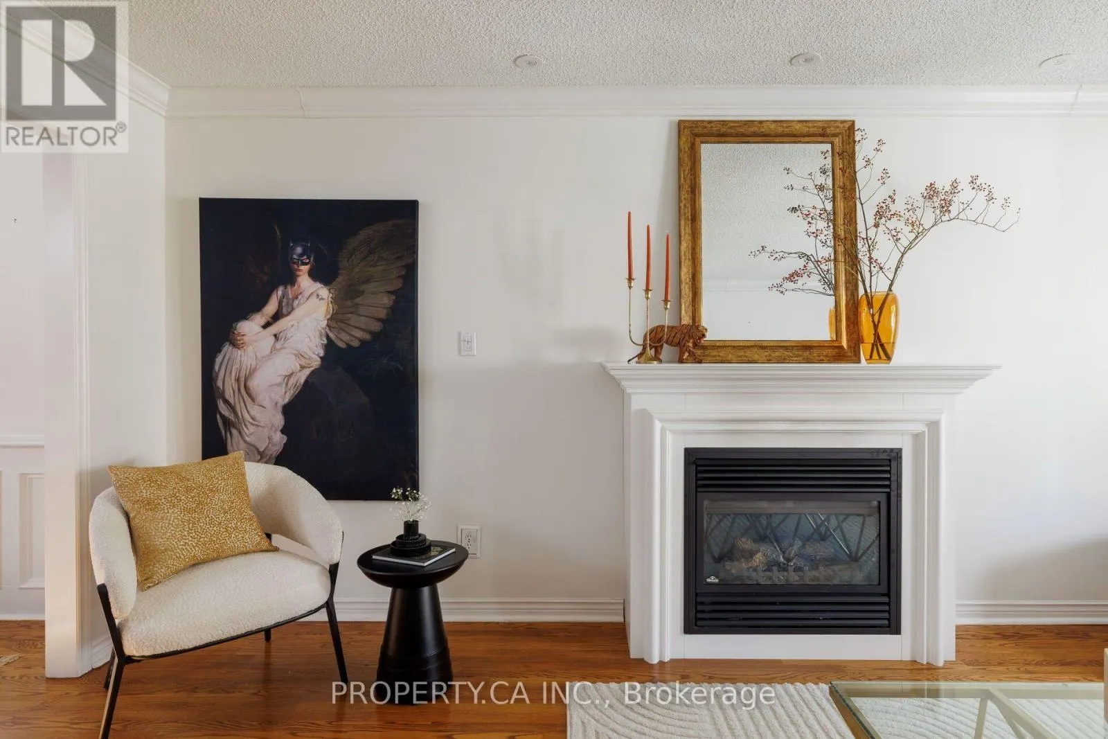 2124 LANGTRY DRIVE