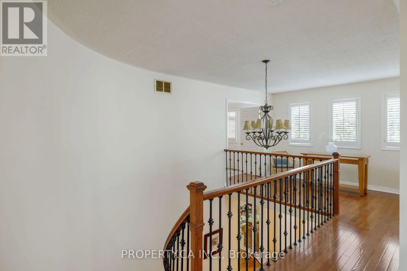 2124 LANGTRY DRIVE