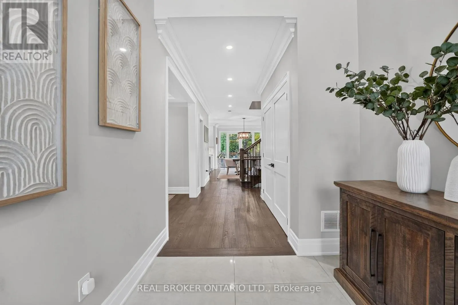 301 MARTIN STREET