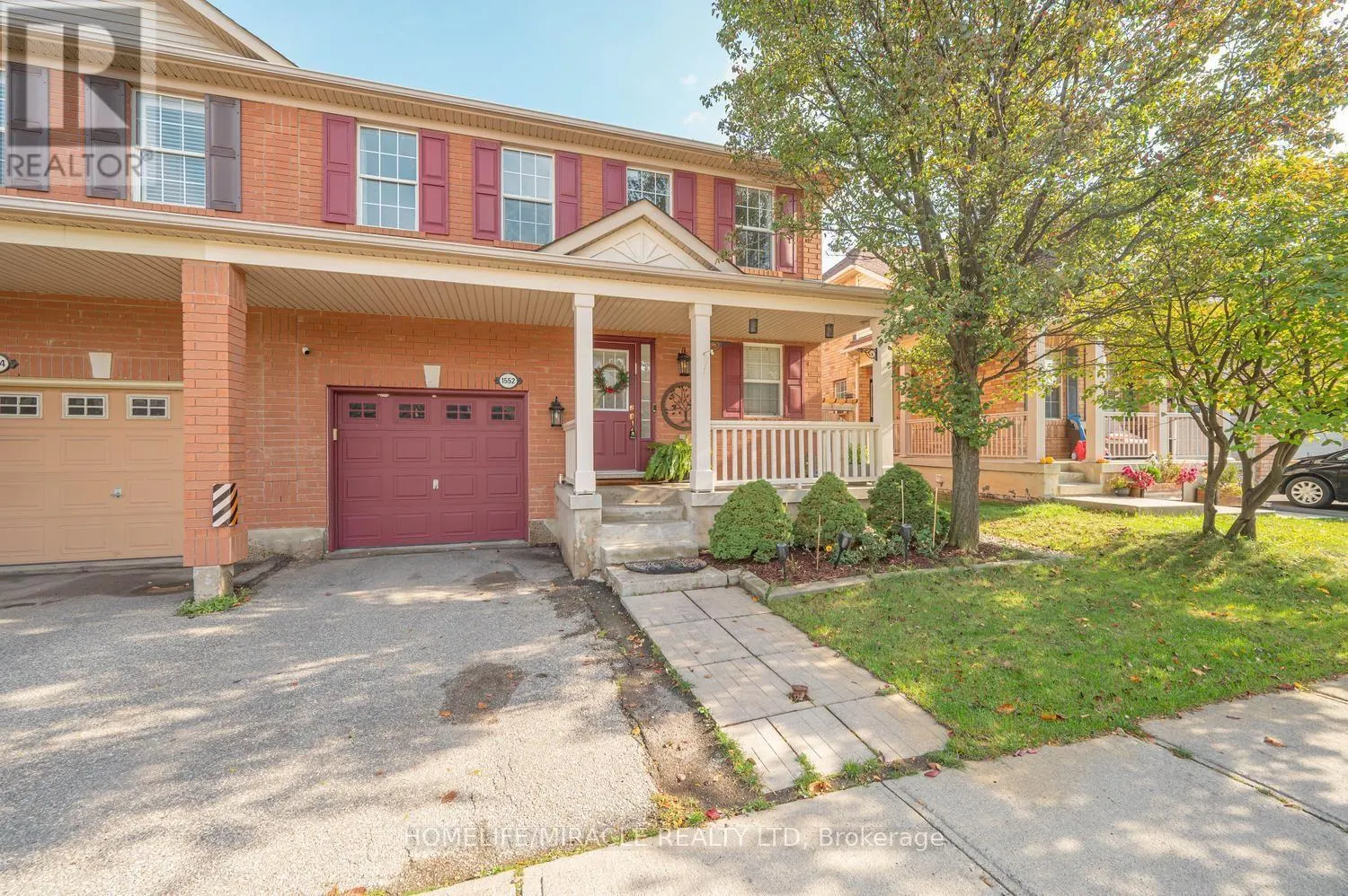 1552 HARWOOD DRIVE